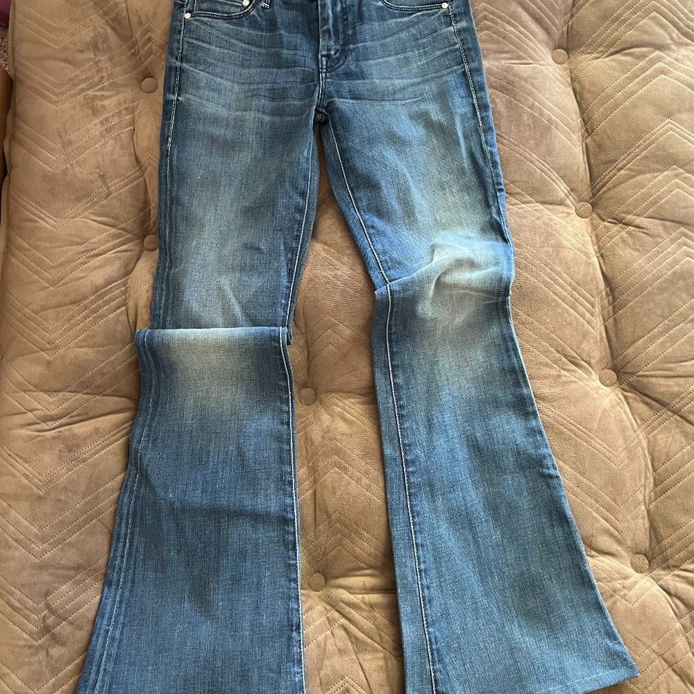 MOTHER Denim Flared, Medium Wash, Size 25